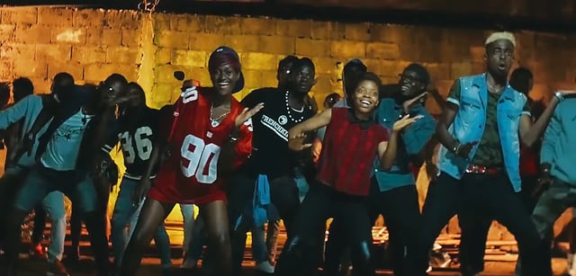 Salatiel ft. Maahlox Le Vibeur, Myra – Bougez La Bas!