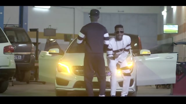 Akhlou Brick – Ayo Ndeke