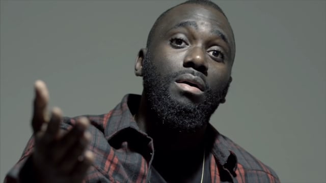 Don Nakess – Maman est en larmes