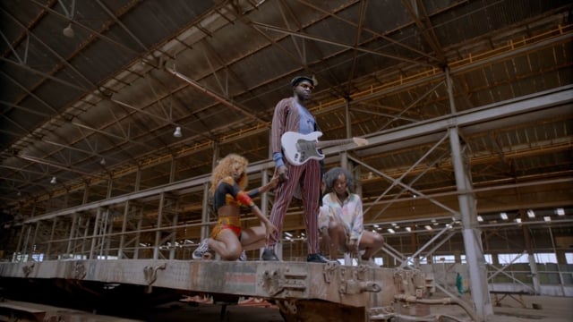 Sauti Sol ft. Nyashinski – Short N Sweet