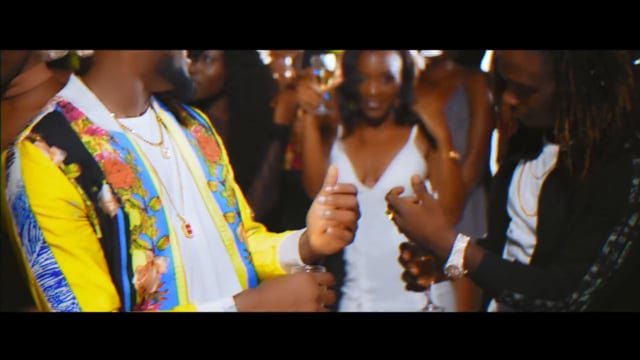 Mr. Leo ft. Salatiel – C’est la vie