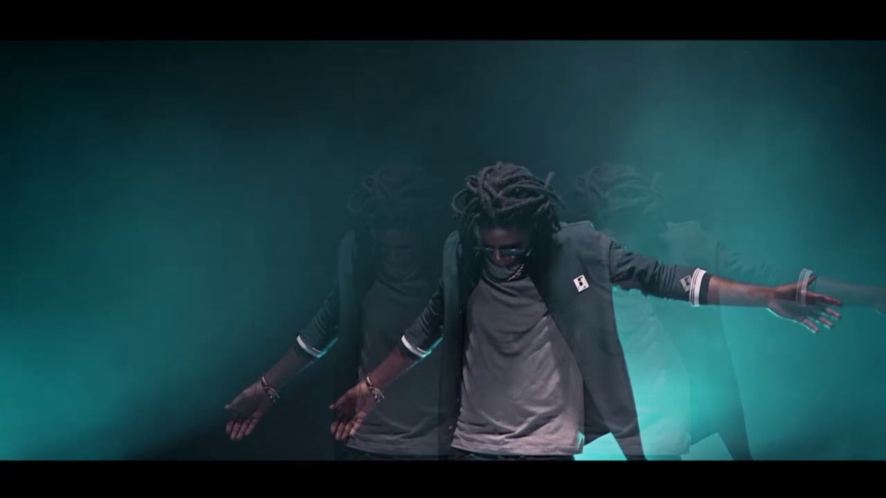 Awu – For ma name