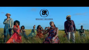 Bracket - African woman
