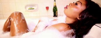 Sandra Topona – Touche pas