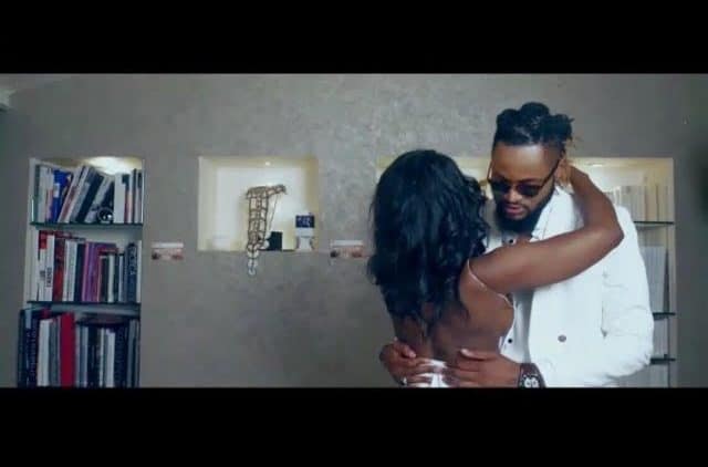 Kevin Mola – Apero