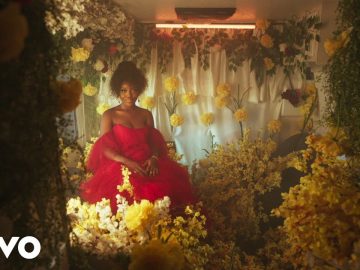 Gyakie ft. Omah Lay - Forever