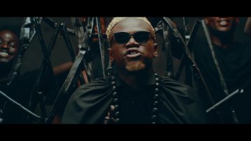 Ariel Sheney - ÈTÈSSÊ