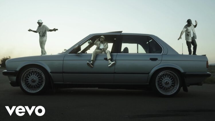 Kwesta & Kabza De Small  ft. Papta Mancane, Ma-E, FKA Mash – Huzet