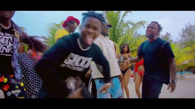 Molare Feat. Kiff no beat – Descends Un Peu