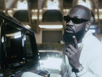 Fabregas le Métis Noir ft. Light Music Villa Nova - Résurrection