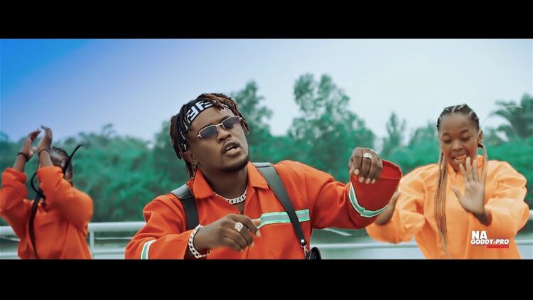 Carl Brizzy – Kupee