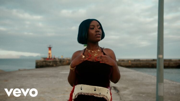 Gyakie – Fire on the mountain