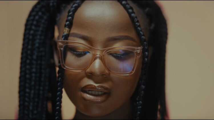 Lili Anoma – Ye tē na nayi bēni oa (If I ain’t got you)