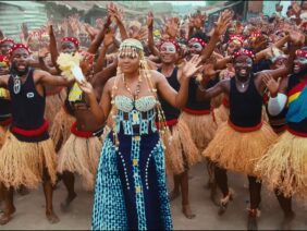 Cindy le Coeur – Embonga